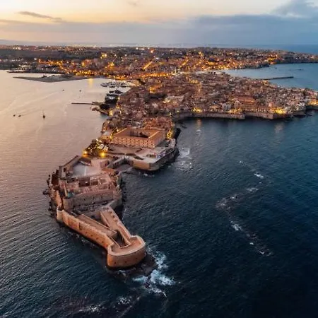 شقة Ortigia Centro-silenzioso Vicino Il Tempio Di Apollo سيراكوزا